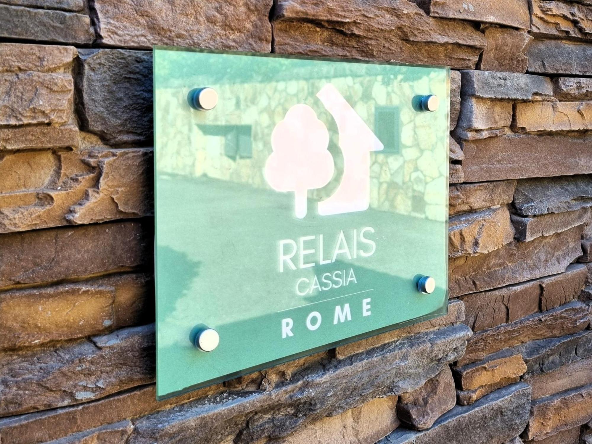 Relais Cassia Rome - Parking, Wi-Fi & Barbecue Villa Exterior photo